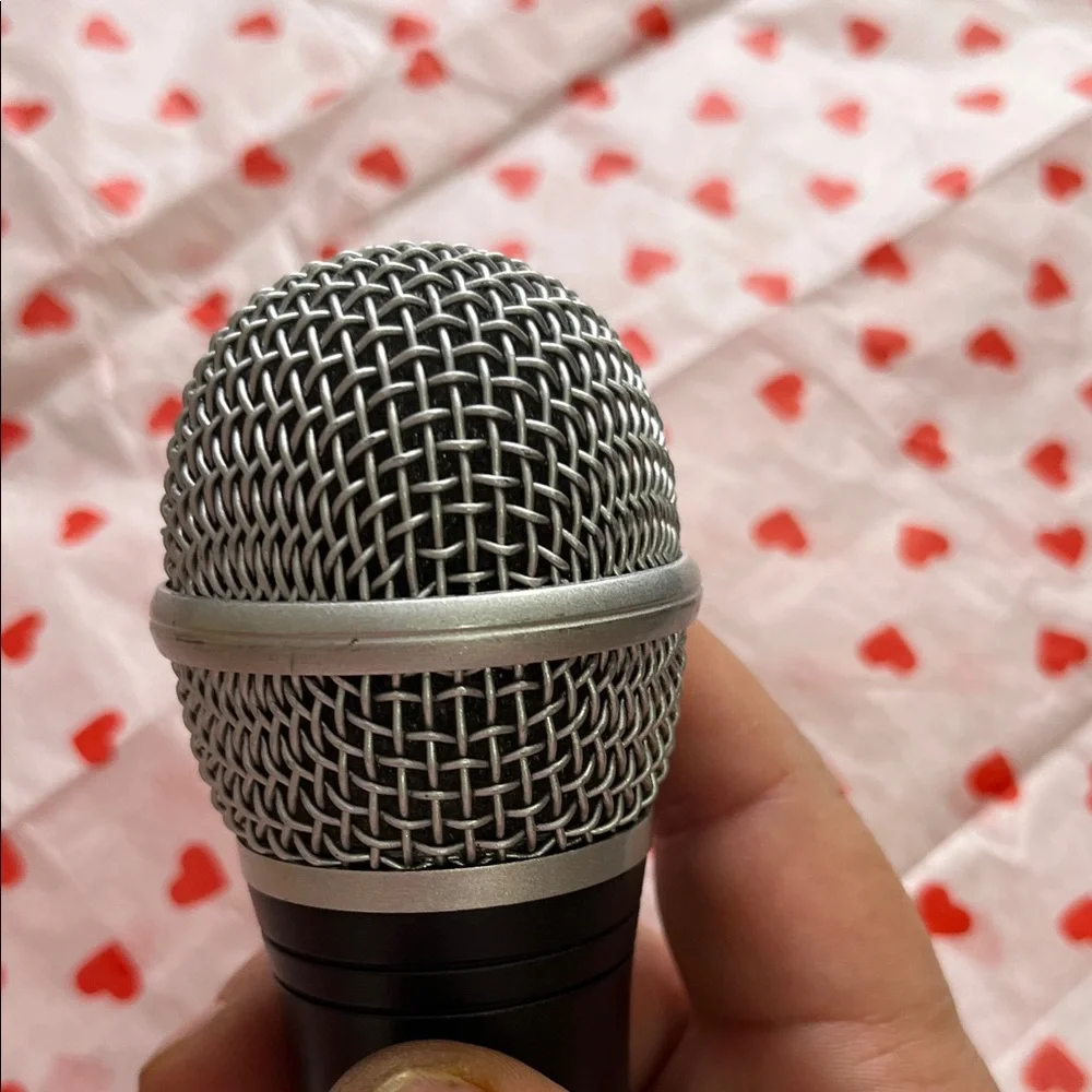 Wired Black Handheld Dynamic Microphone with On/Off Switch
